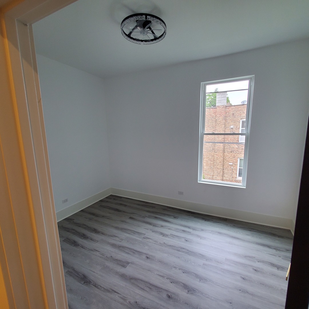 11440 S Forest Avenue Property Photo 16