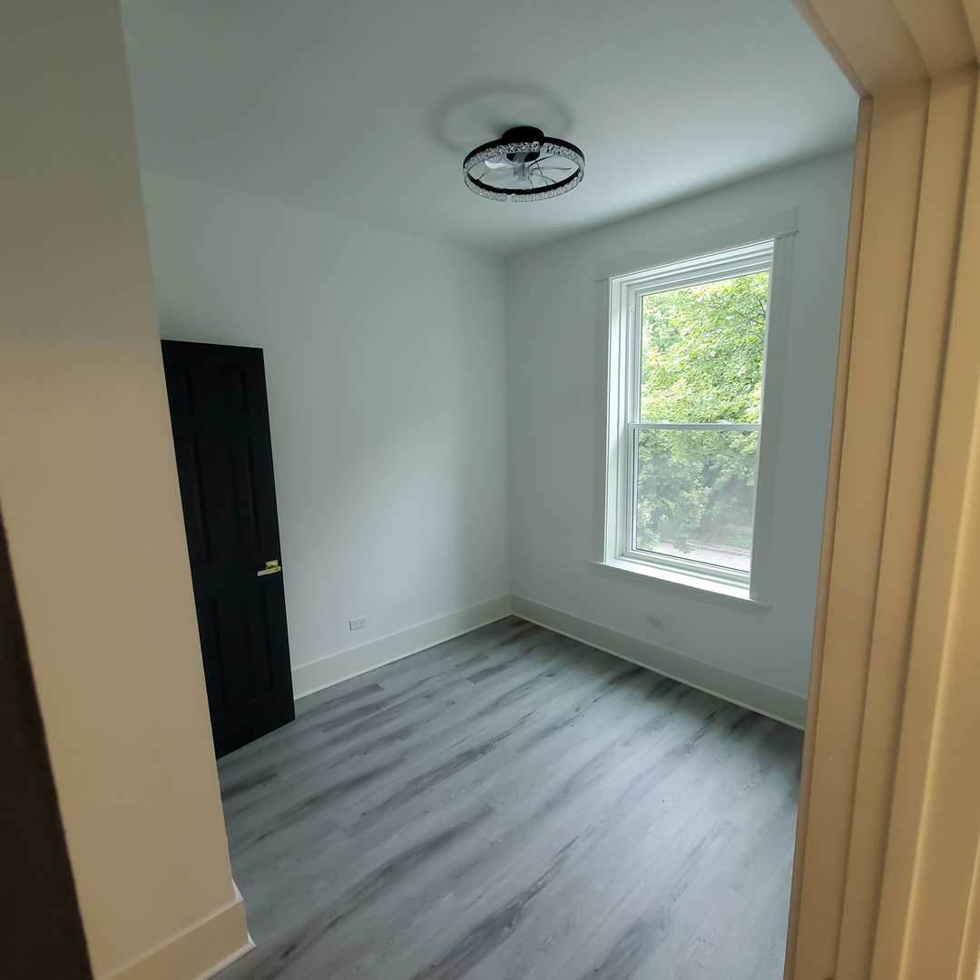 11440 S Forest Avenue Property Photo 17