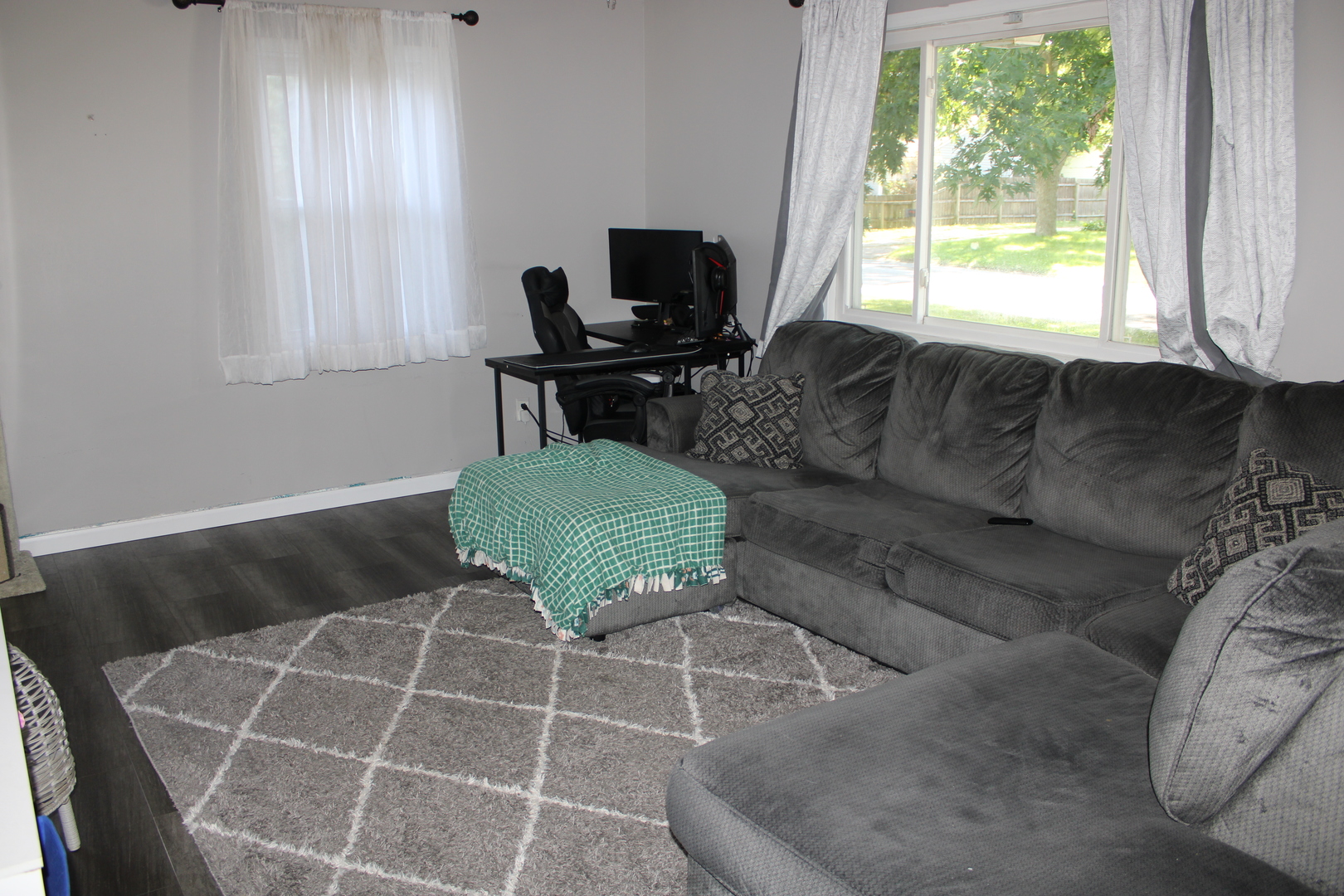 2714 W 68th Street Property Photo 2