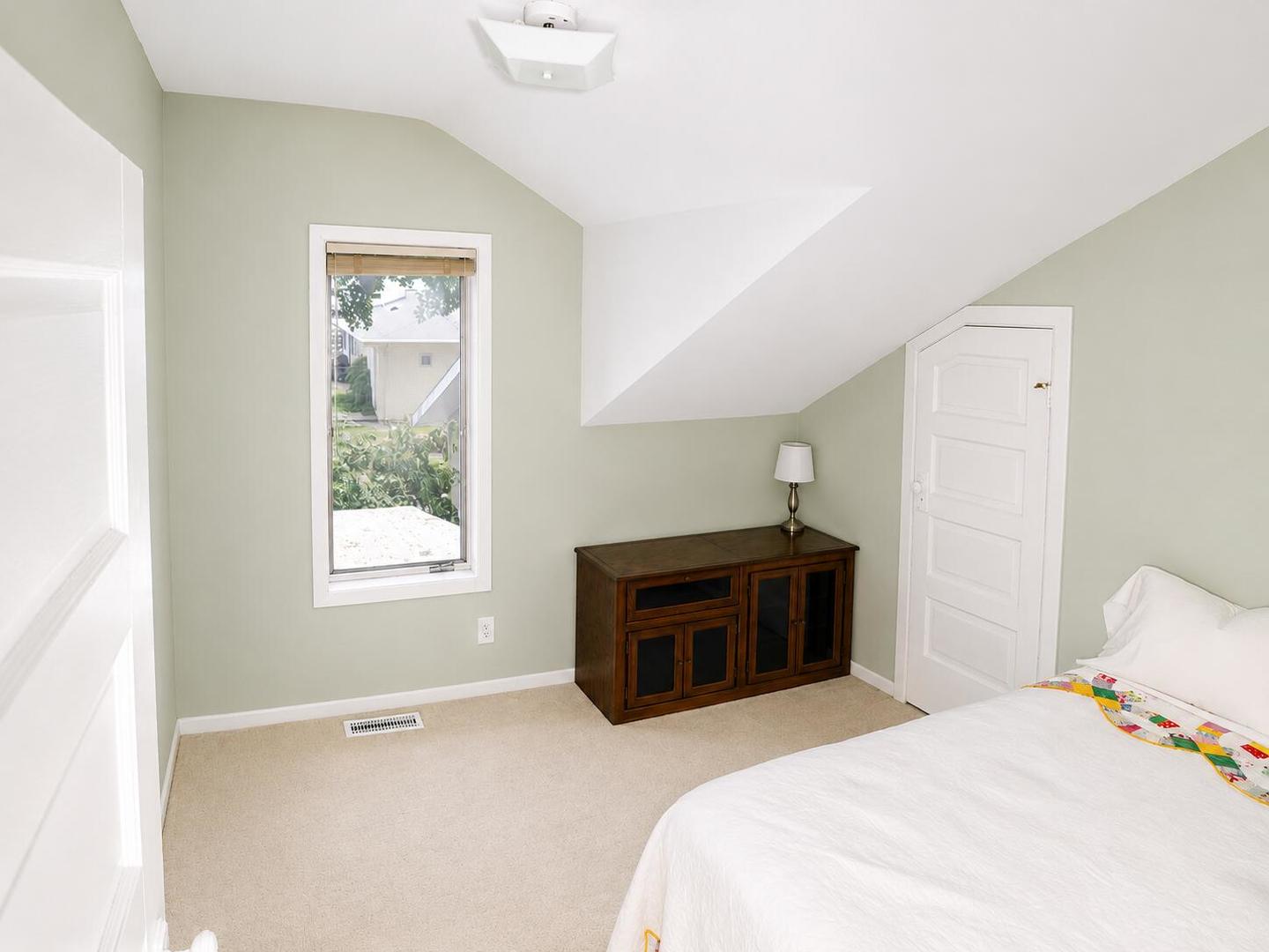 2419 N Suffolk Lane Property Photo 21
