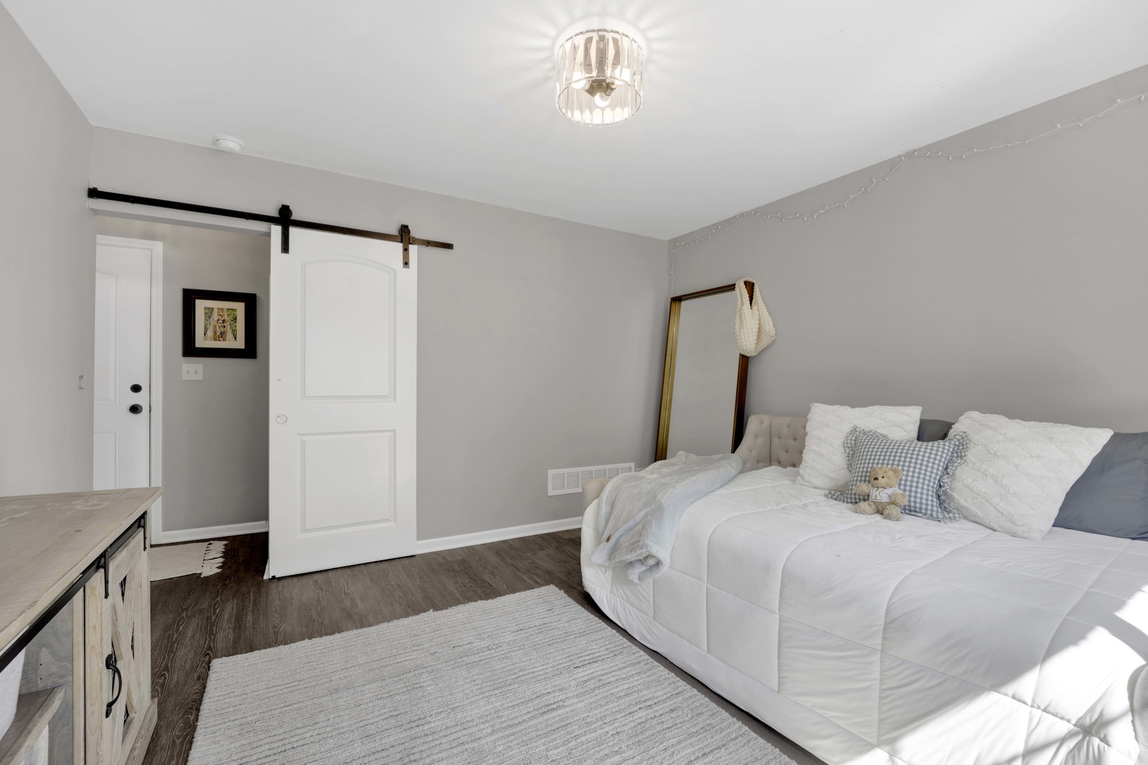 150 S Myrtle Avenue Property Photo 19