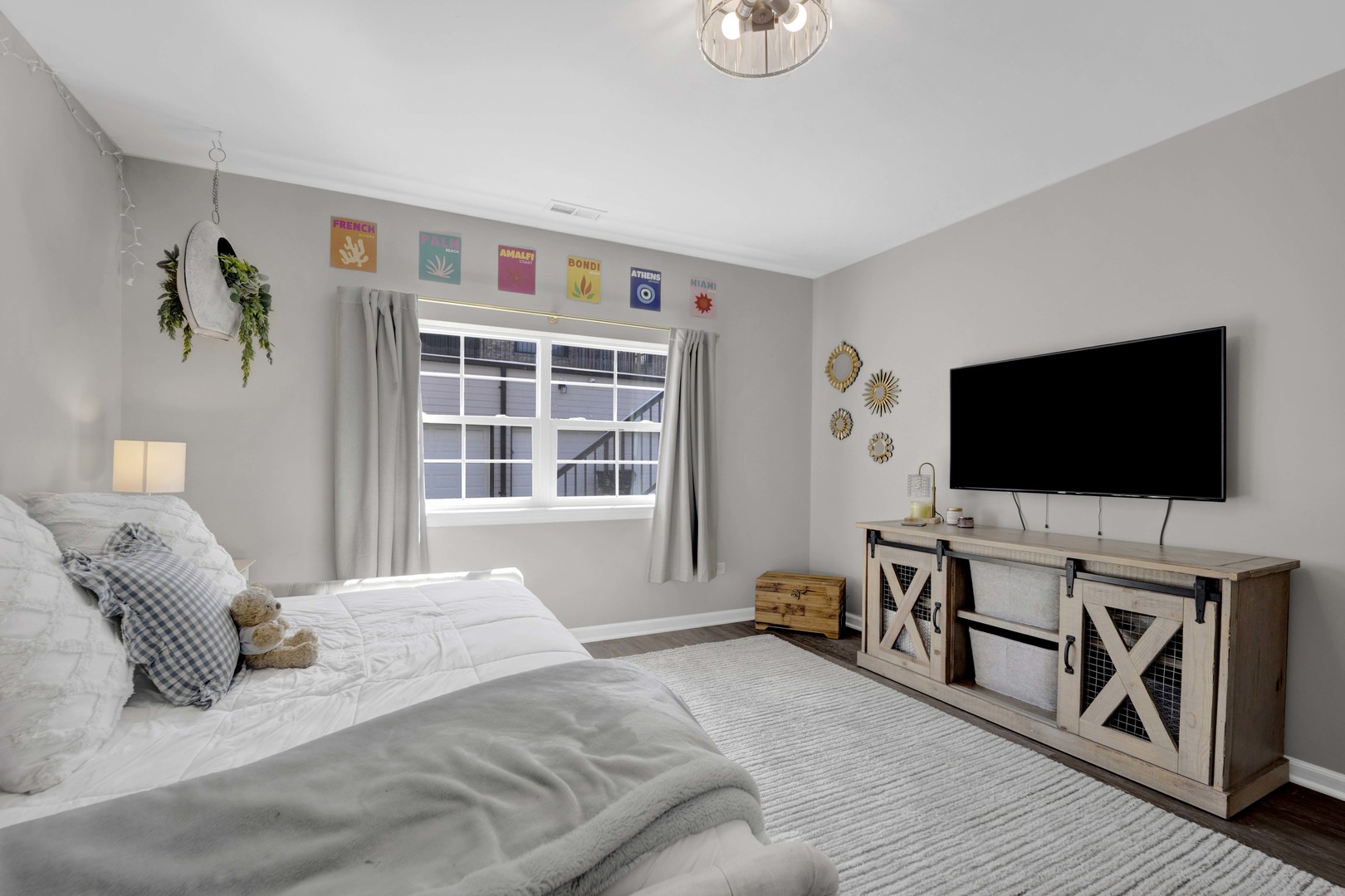 150 S Myrtle Avenue Property Photo 20