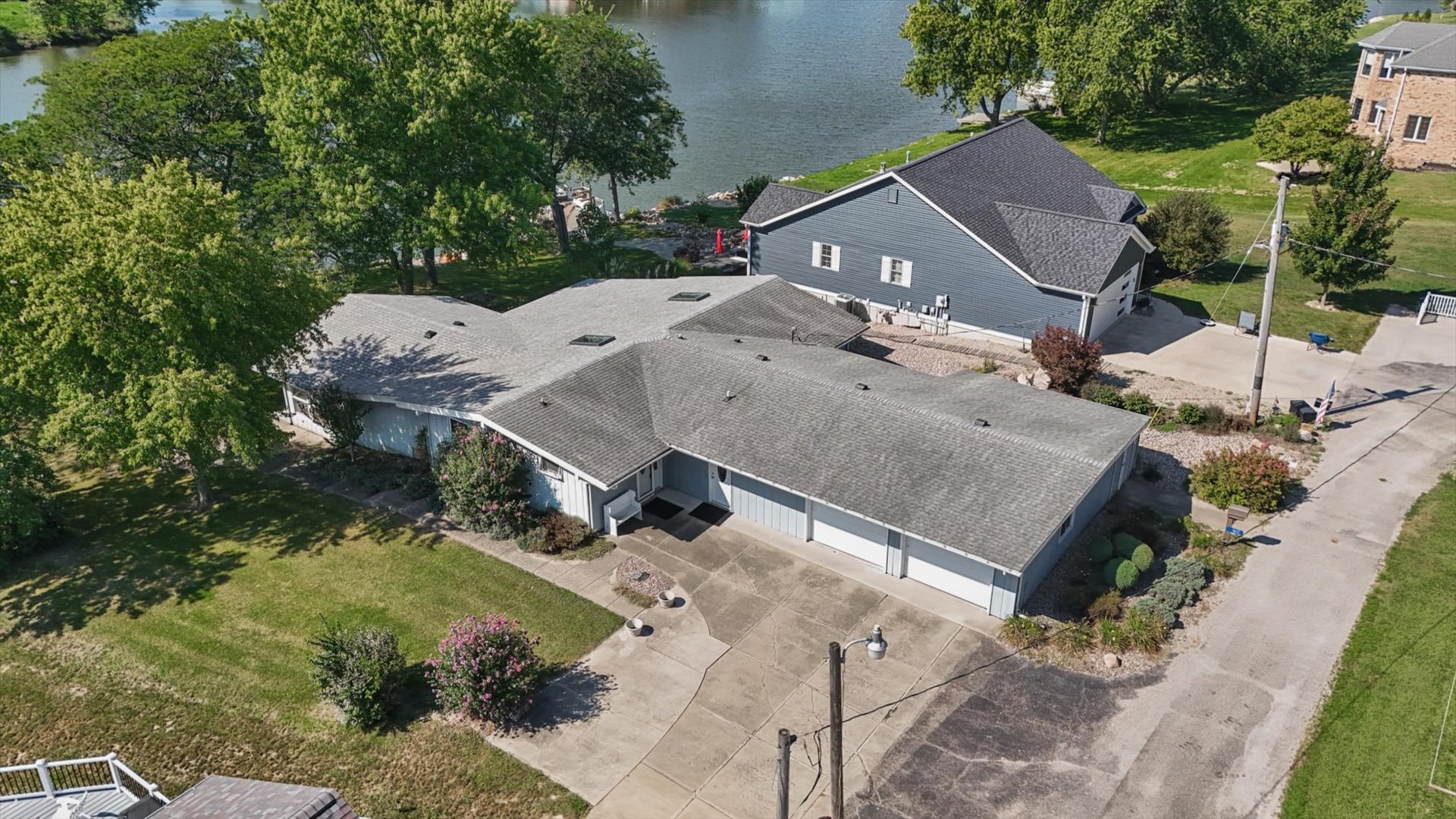 12745038 Property Photo 3