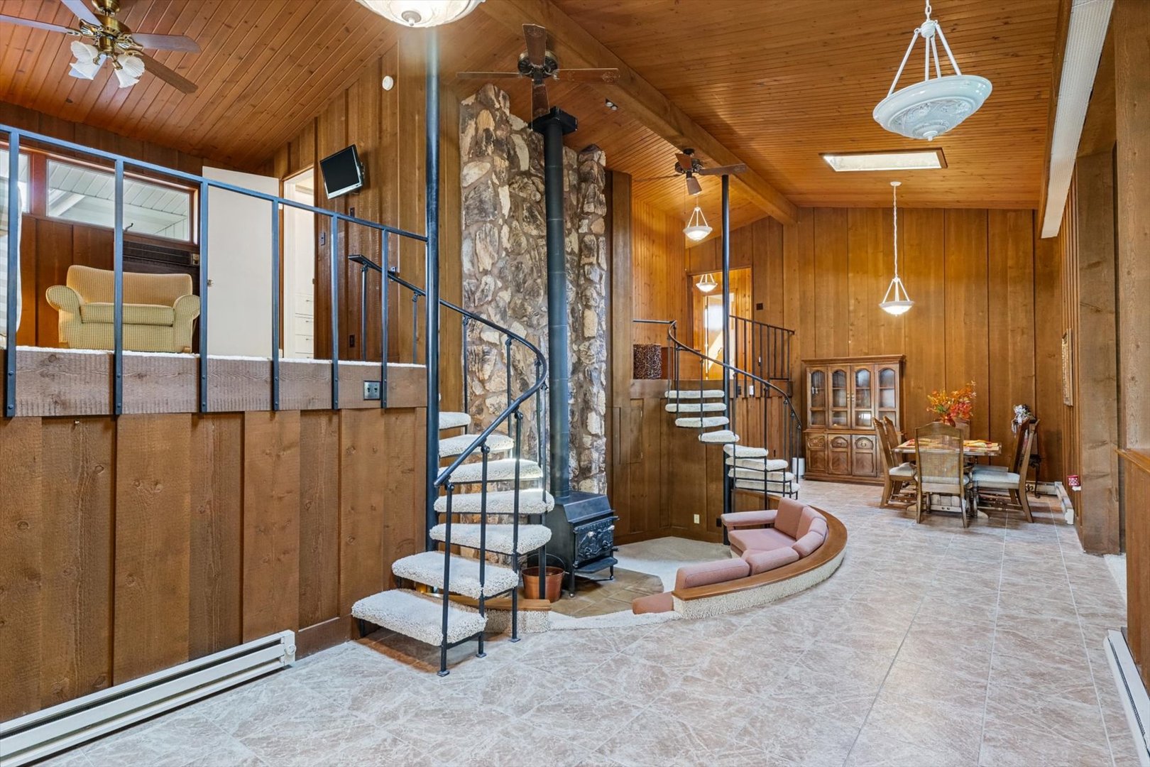 12745038 Property Photo 26