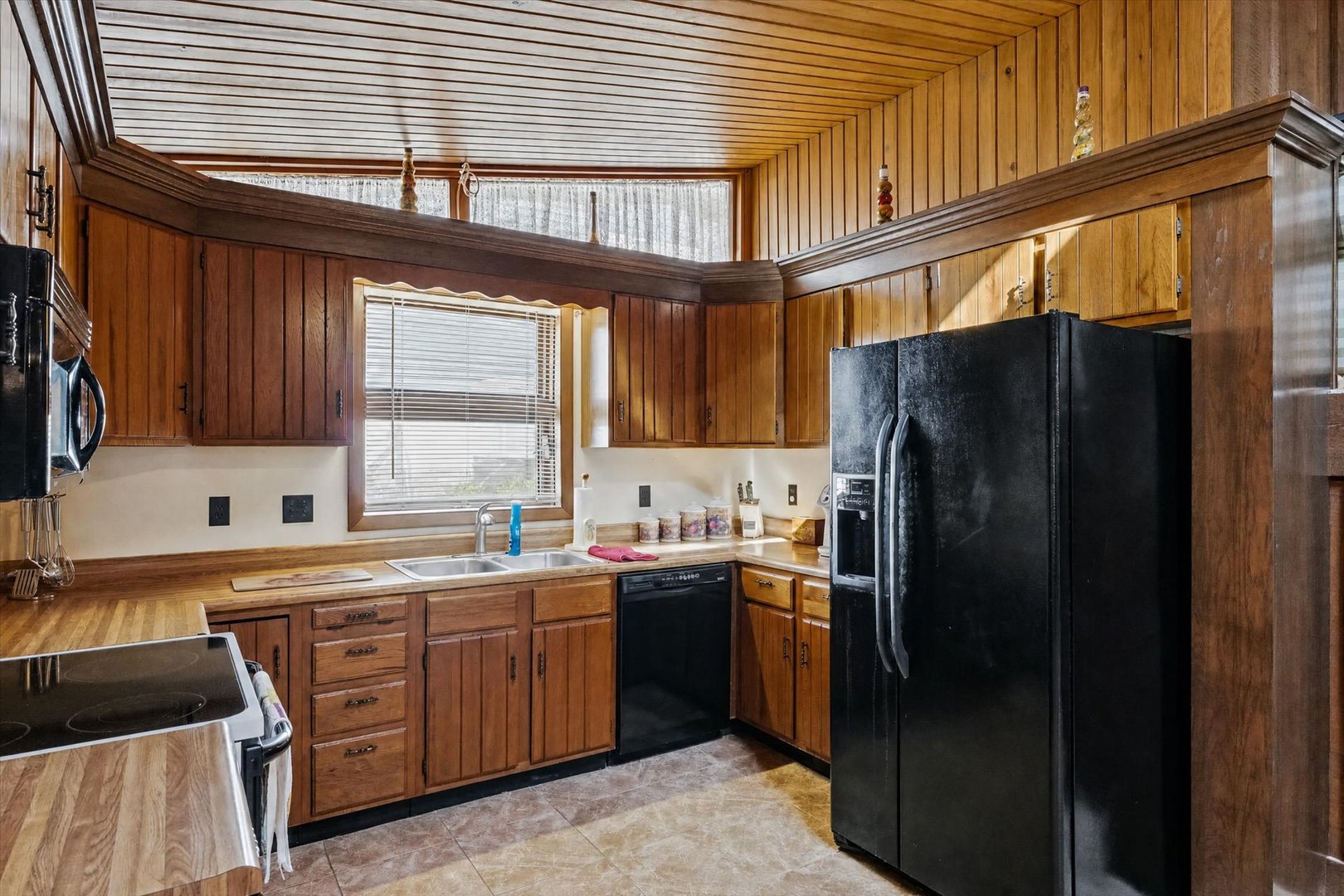12745038 Property Photo 30