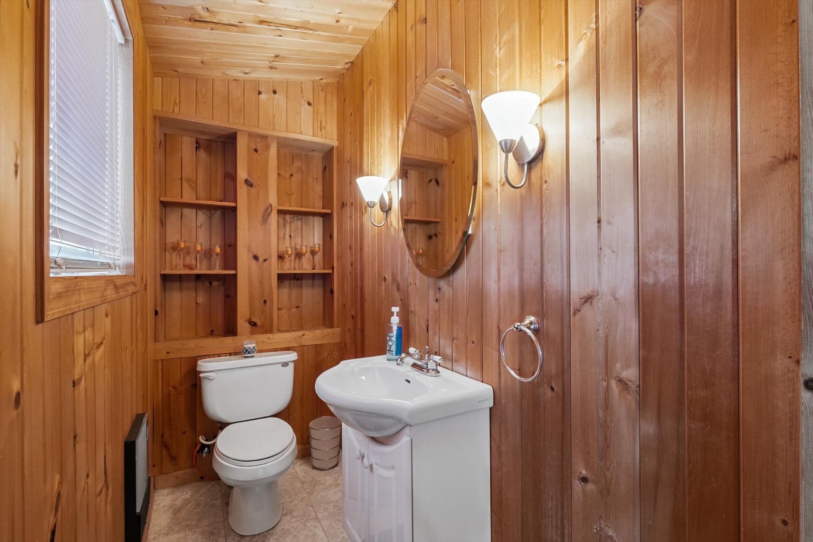 12745038 Property Photo 33