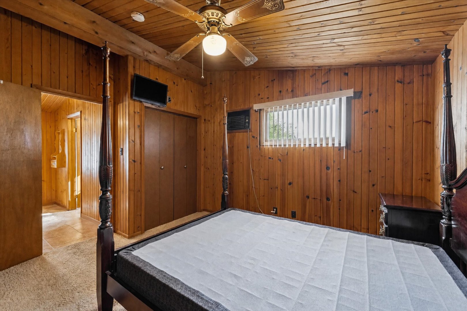 12745038 Property Photo 40