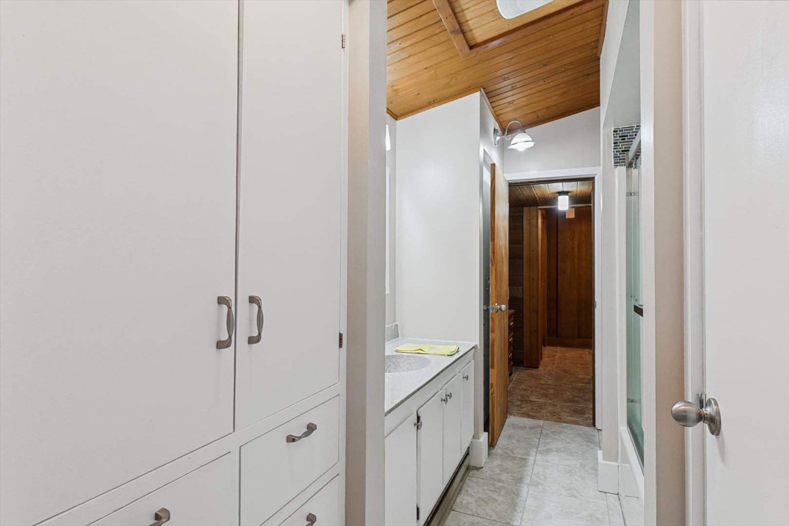 12745038 Property Photo 42