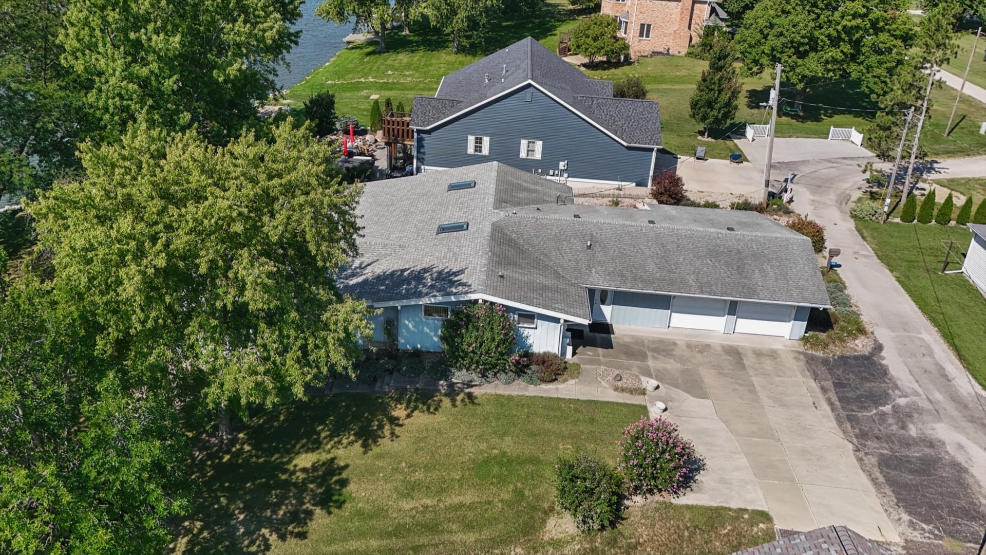 12745038 Property Photo 54
