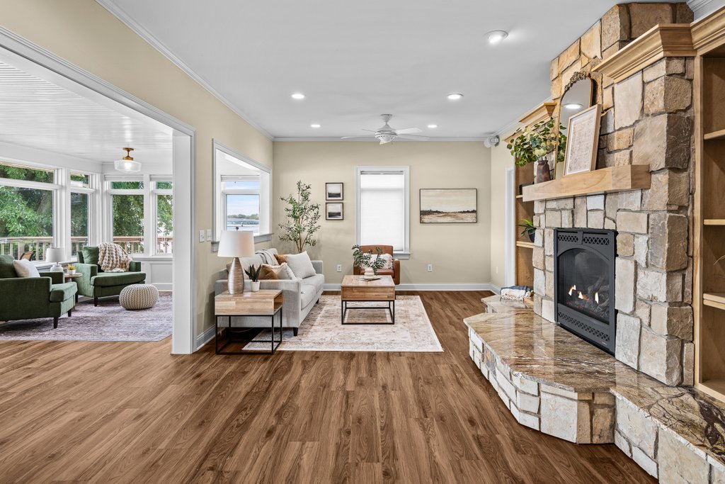 3630 N Shore Drive Property Photo 7