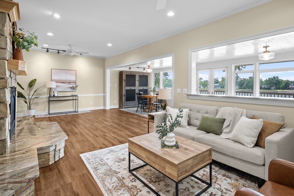 3630 N Shore Drive Property Photo 10