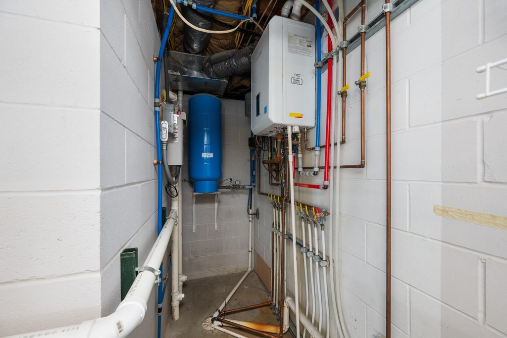 3630 N Shore Drive Property Photo 41