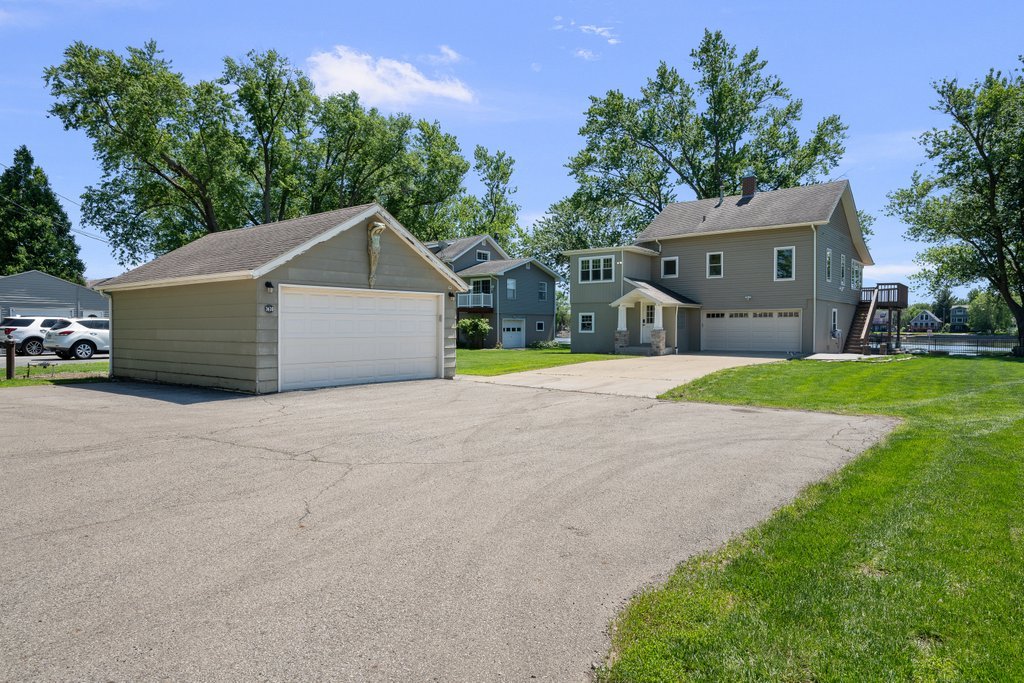3630 N Shore Drive Property Photo 44