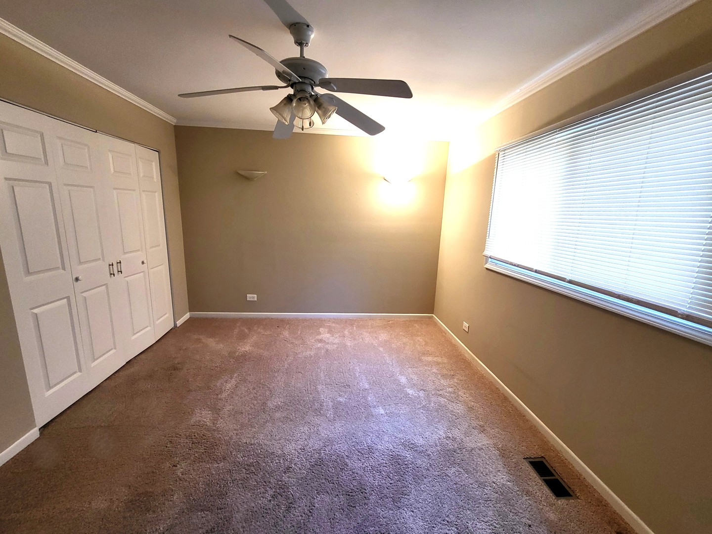 682 N Oswego Drive Property Photo 15