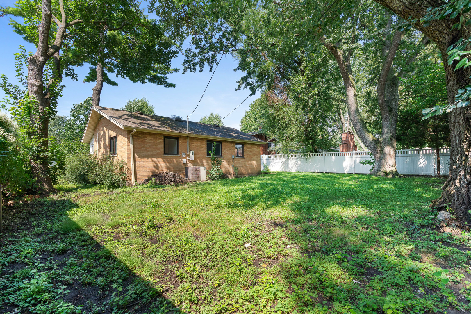301 N Derbyshire Avenue Property Photo 22