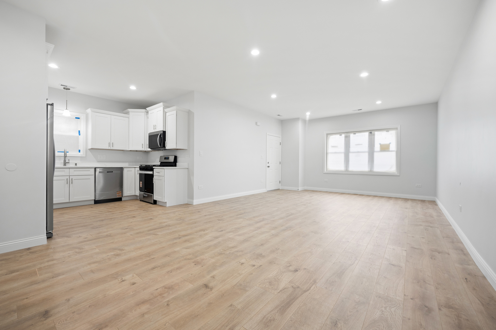 5326 W 31st Street Property Photo 6