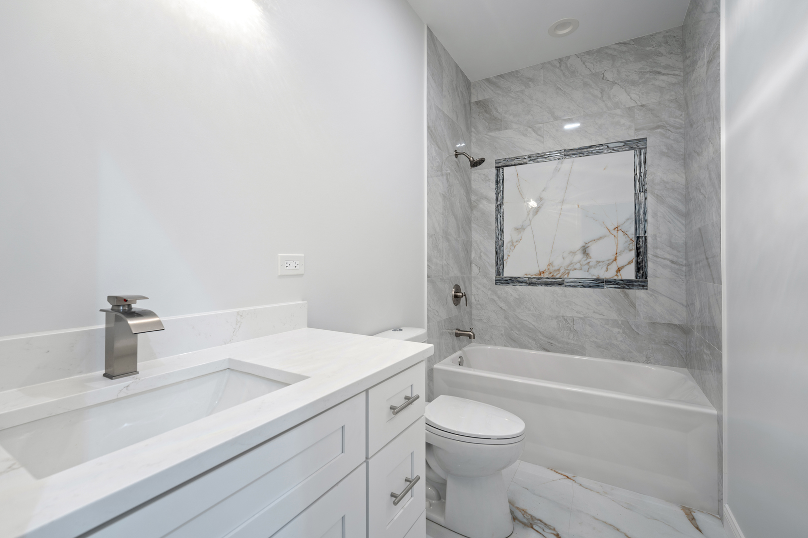 5326 W 31st Street Property Photo 13