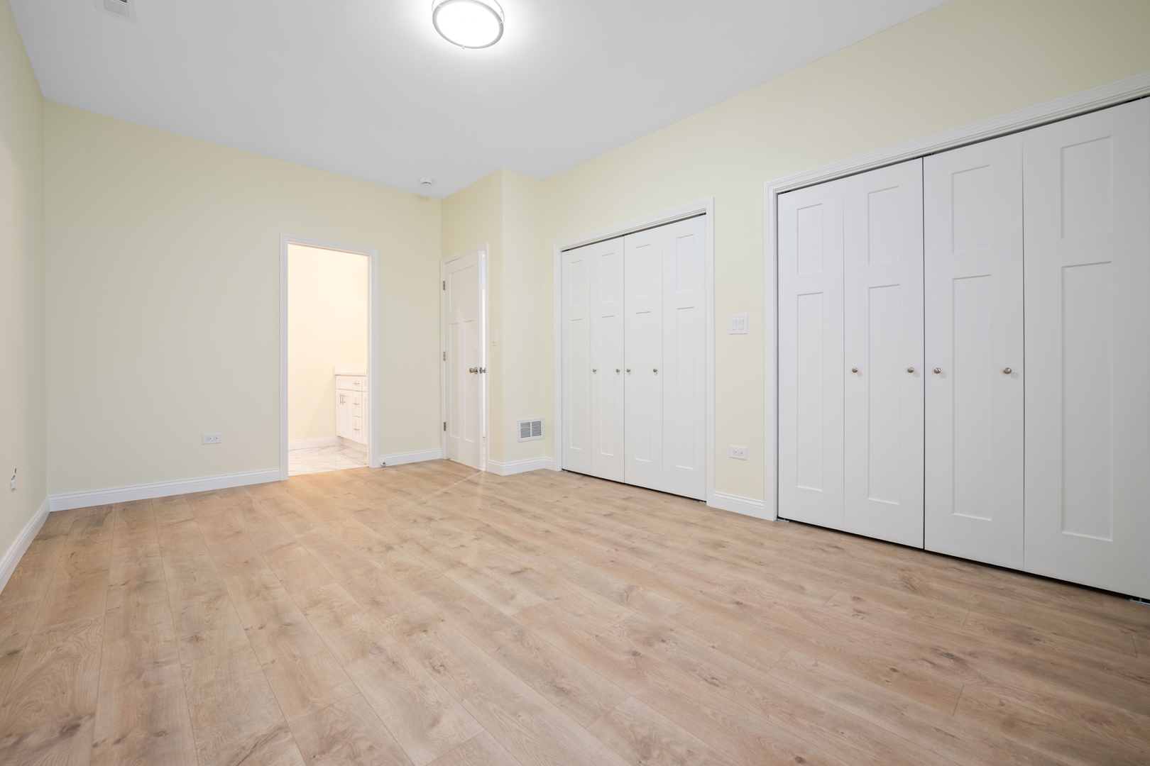 5326 W 31st Street Property Photo 15