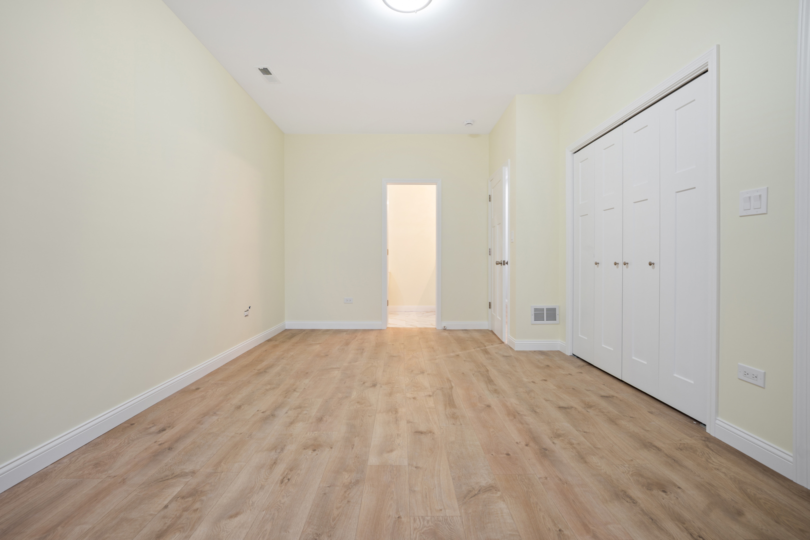 5326 W 31st Street Property Photo 16