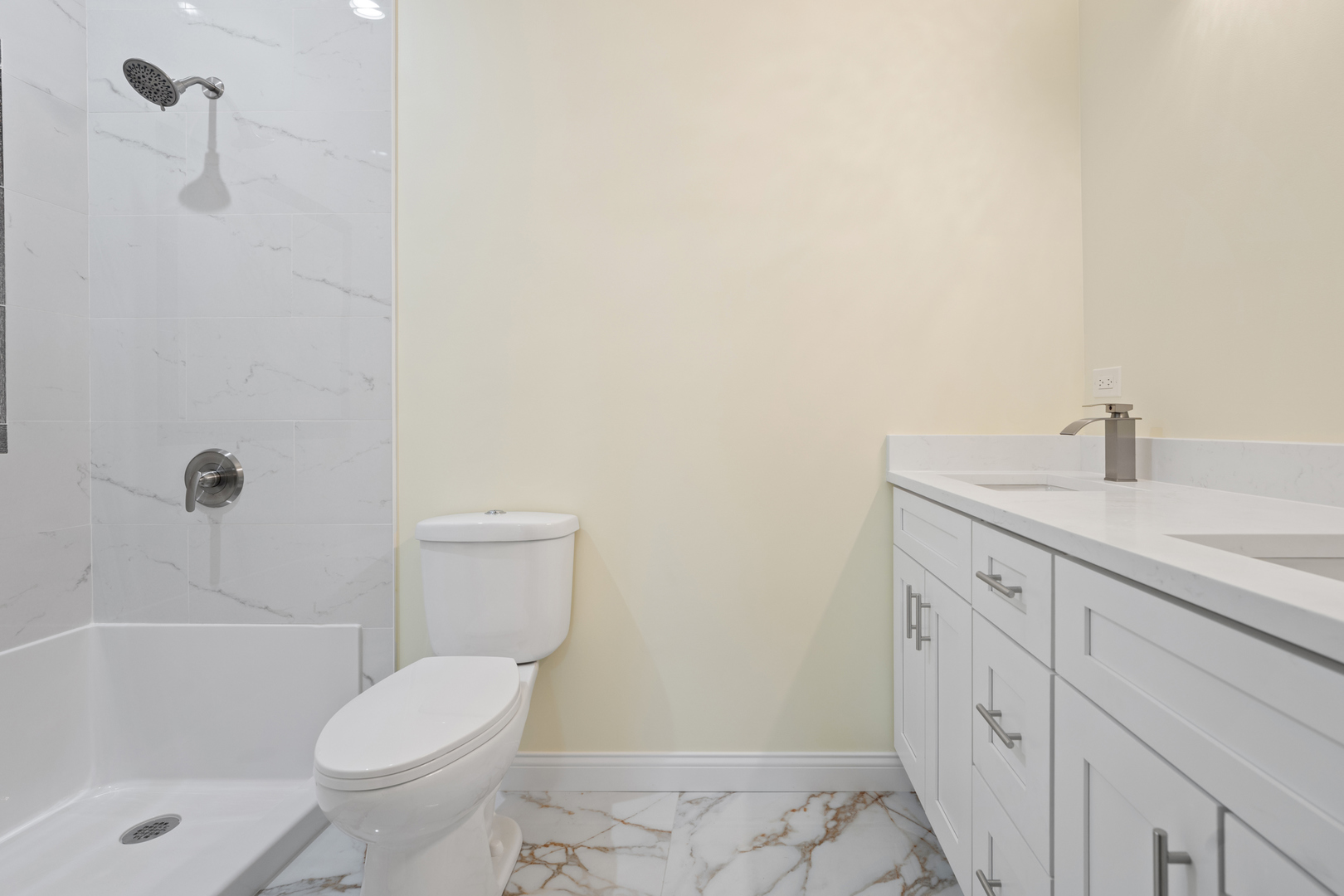 5326 W 31st Street Property Photo 18