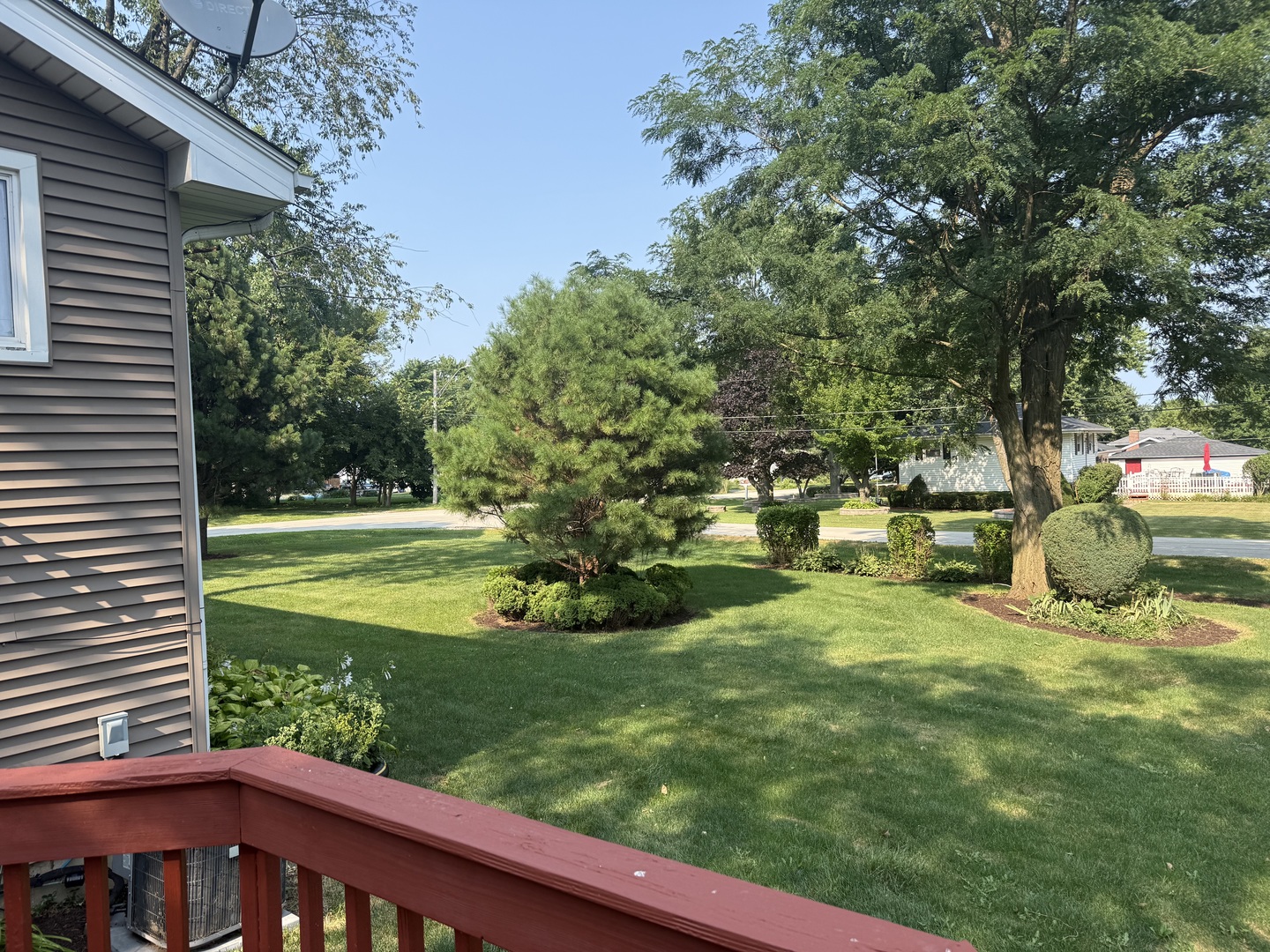 29w313 Ray Avenue Property Photo 4