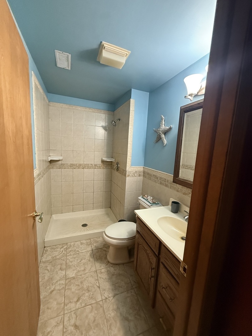 29w313 Ray Avenue Property Photo 17