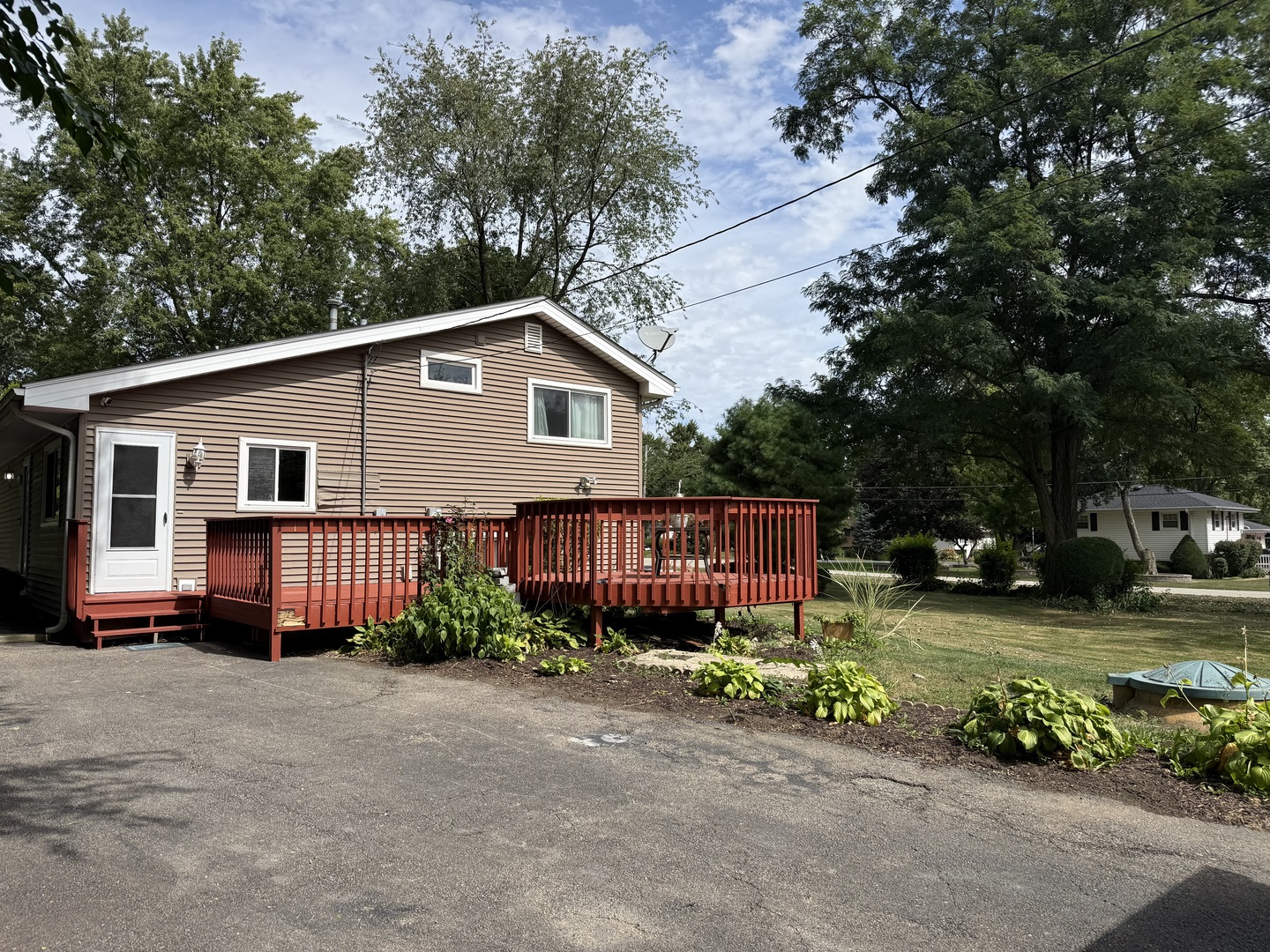 29w313 Ray Avenue Property Photo 21