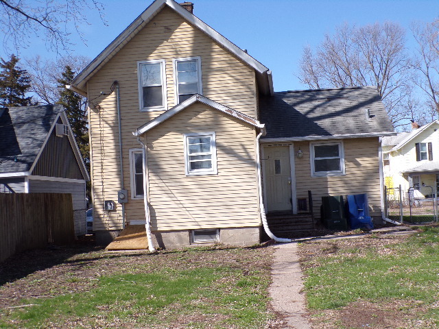 529 W 17th Street Property Photo 8
