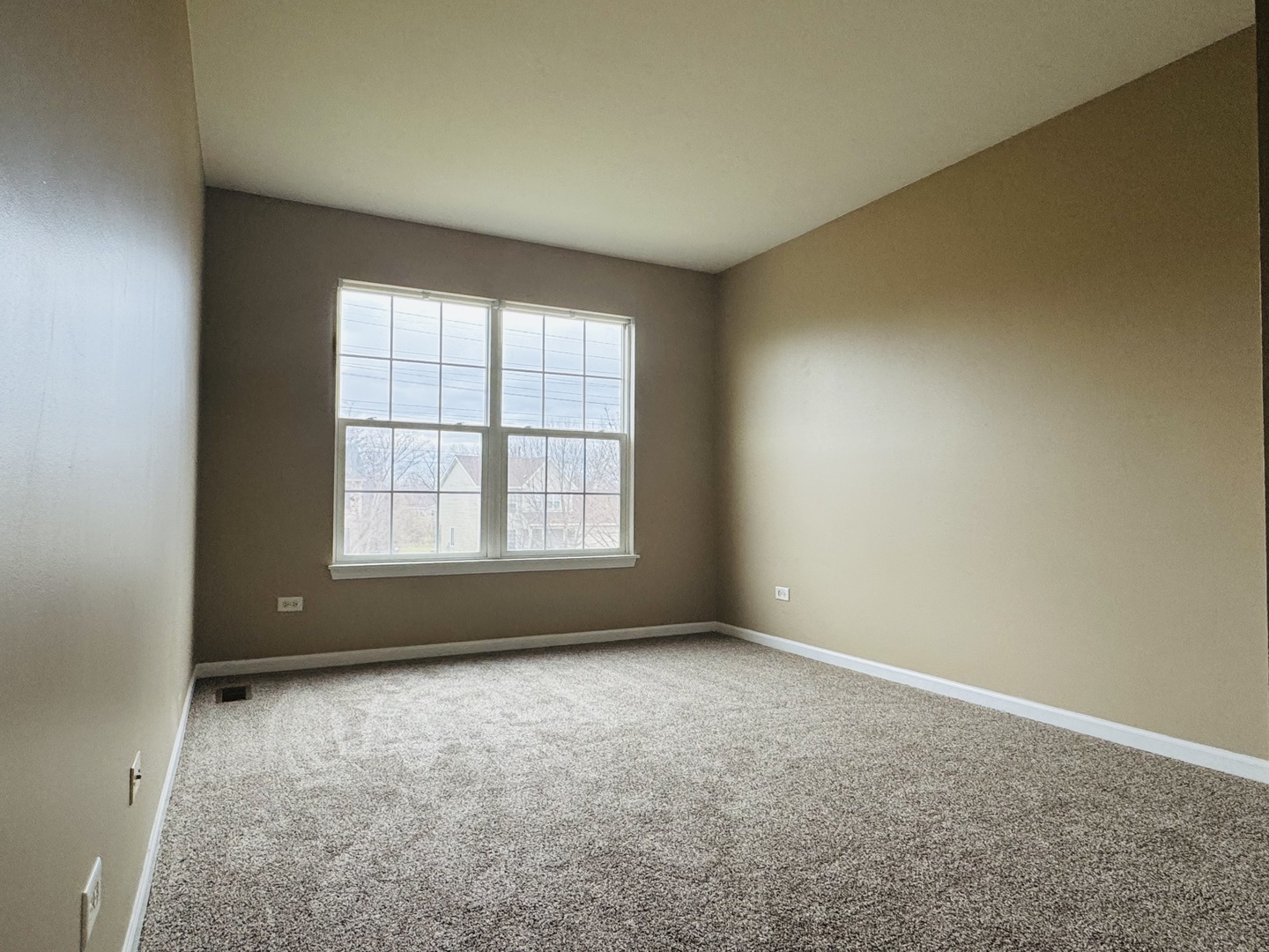 408 Clifton Lane Property Photo 15