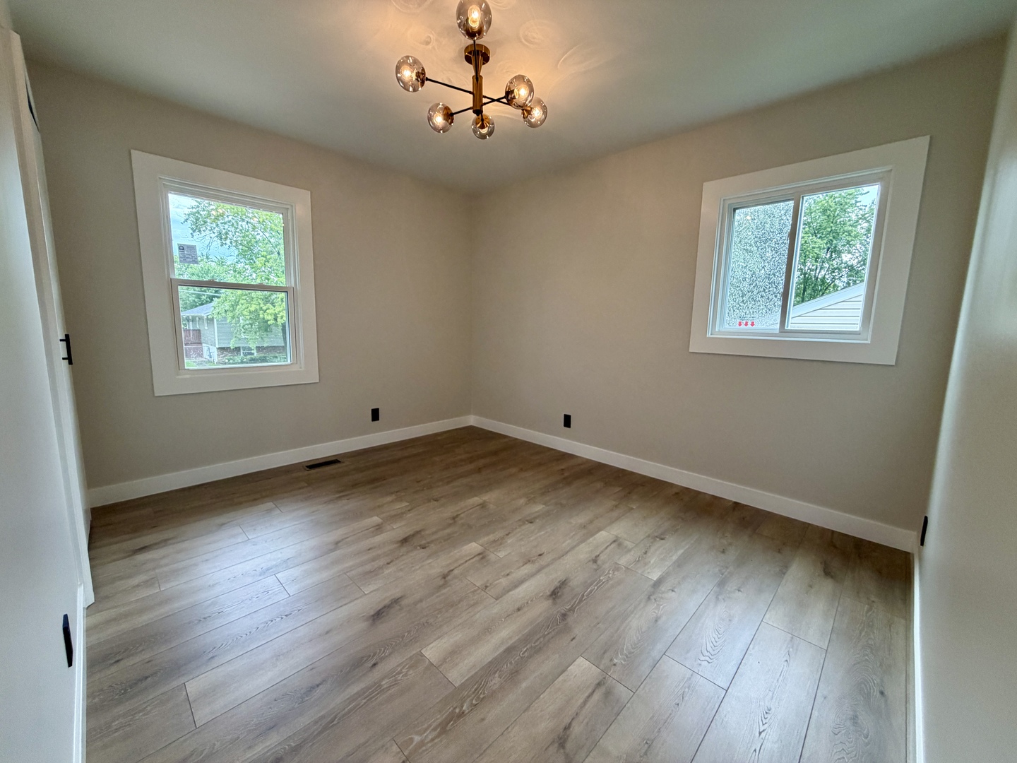 807 Hayward Avenue Property Photo 9