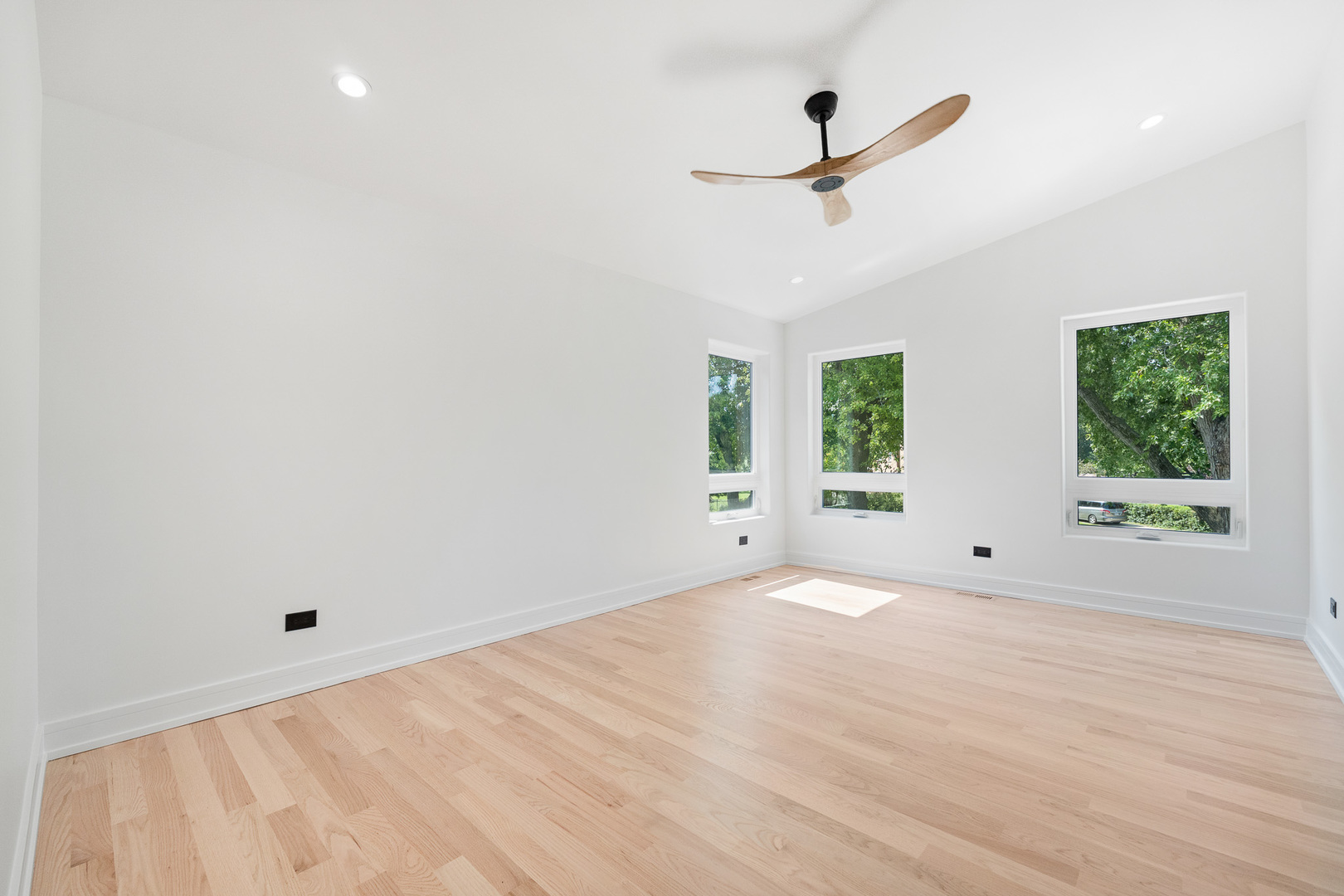 3448 W Clark Drive Property Photo 20