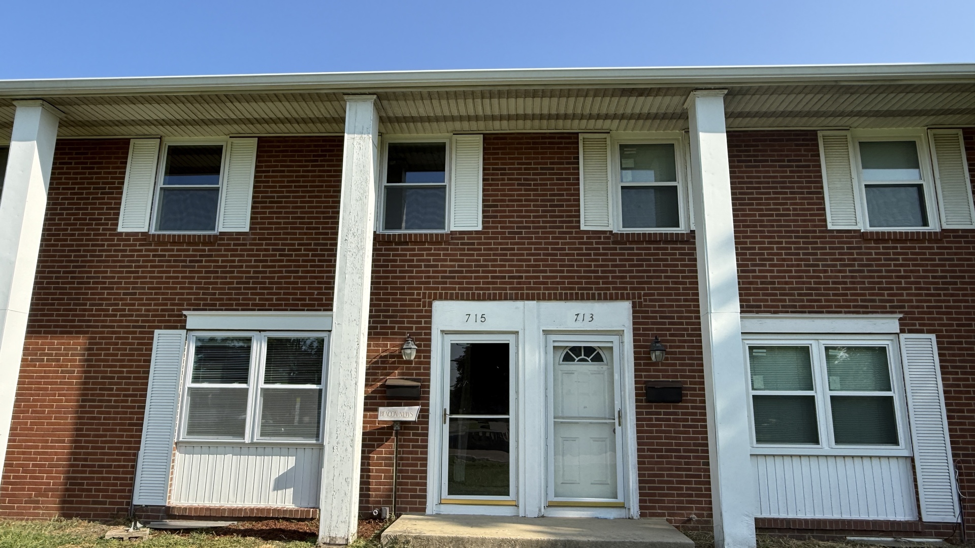 715 Old Indian Trail Road Property Photo 1