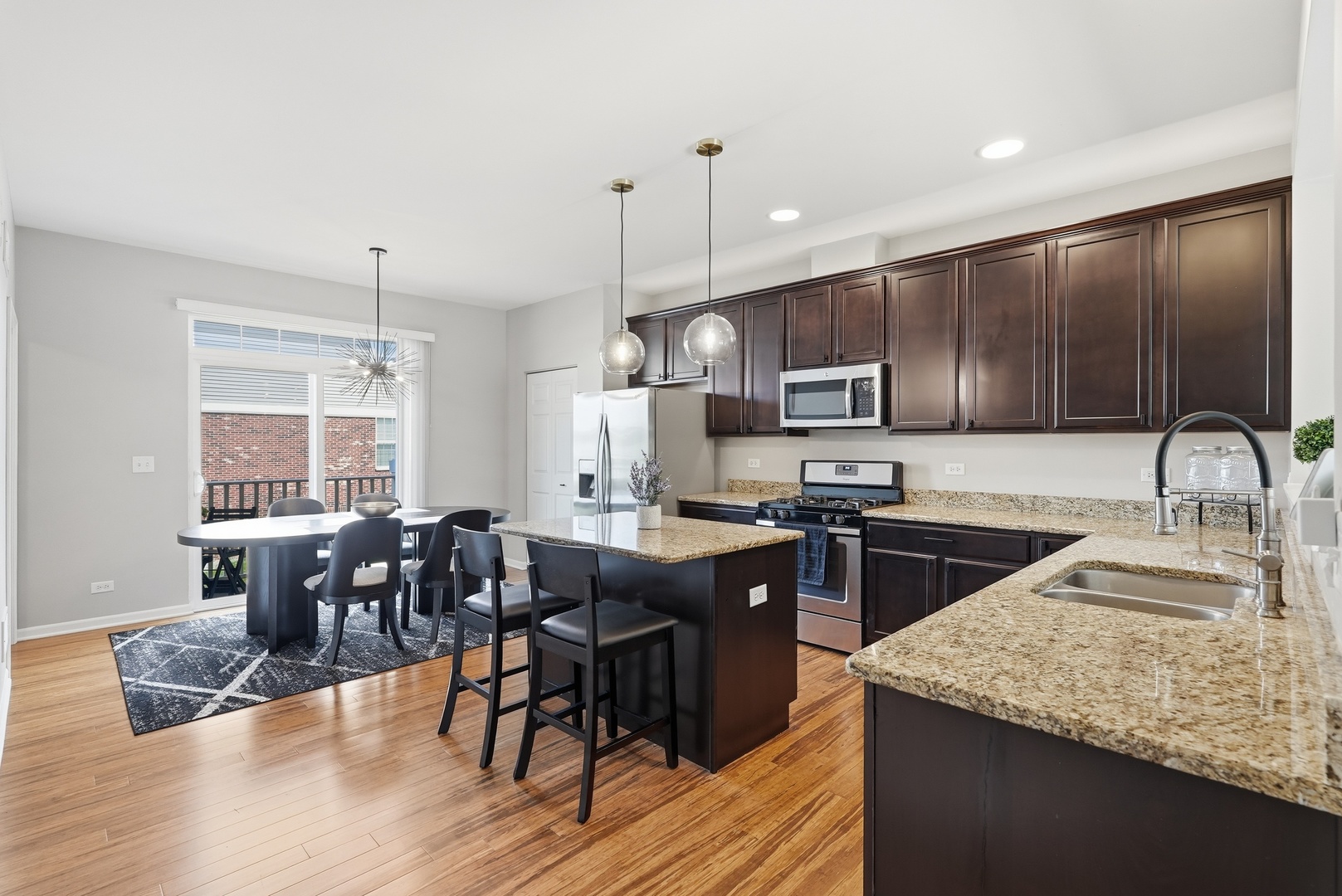 15371 Sheffield Square Parkway Property Photo 16
