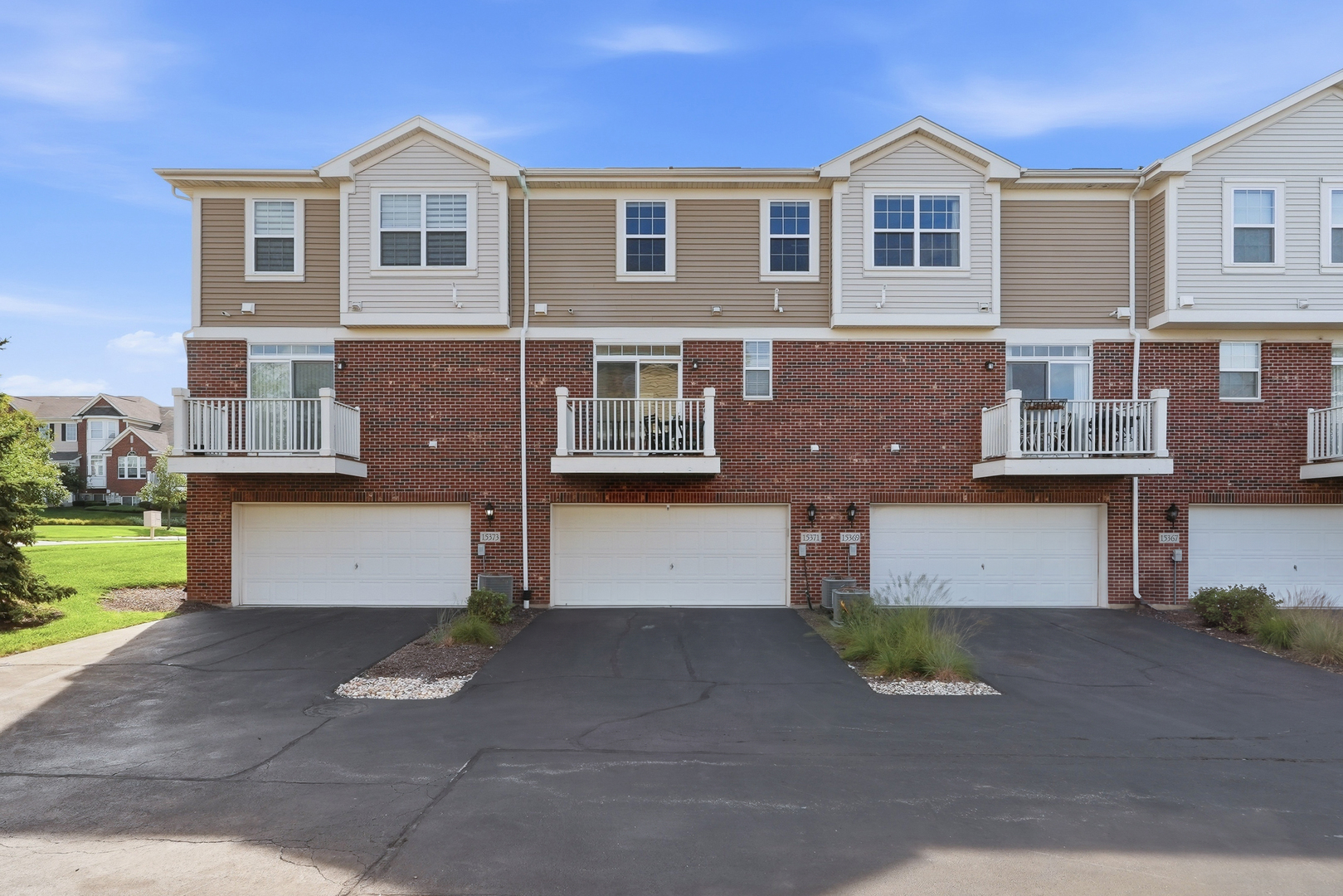 15371 Sheffield Square Parkway Property Photo 24