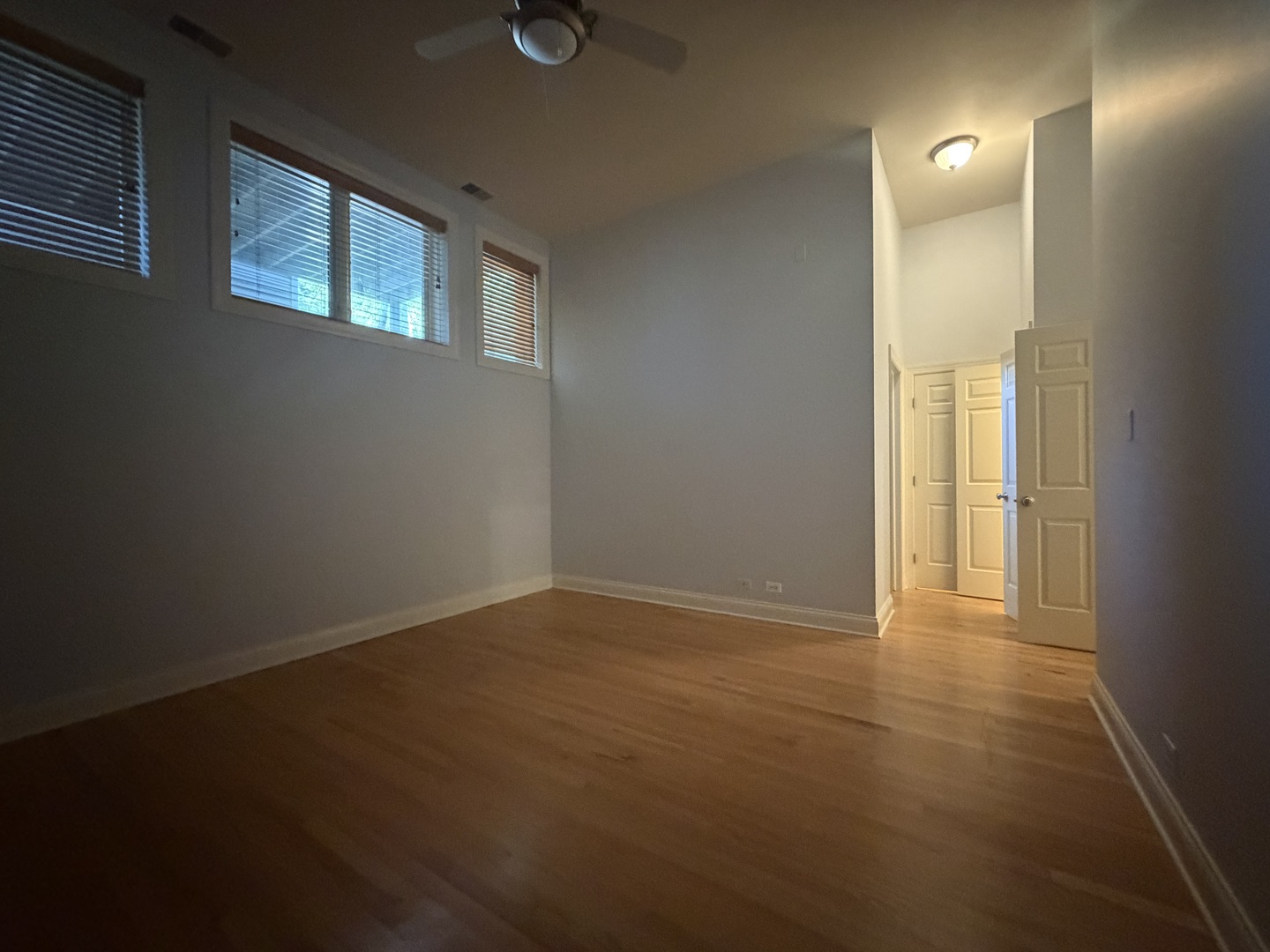 4332 N Ashland Avenue G Property Photo 6