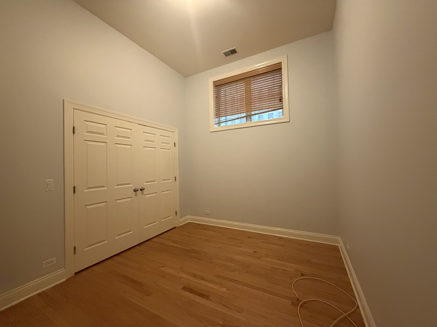 4332 N Ashland Avenue G Property Photo 9