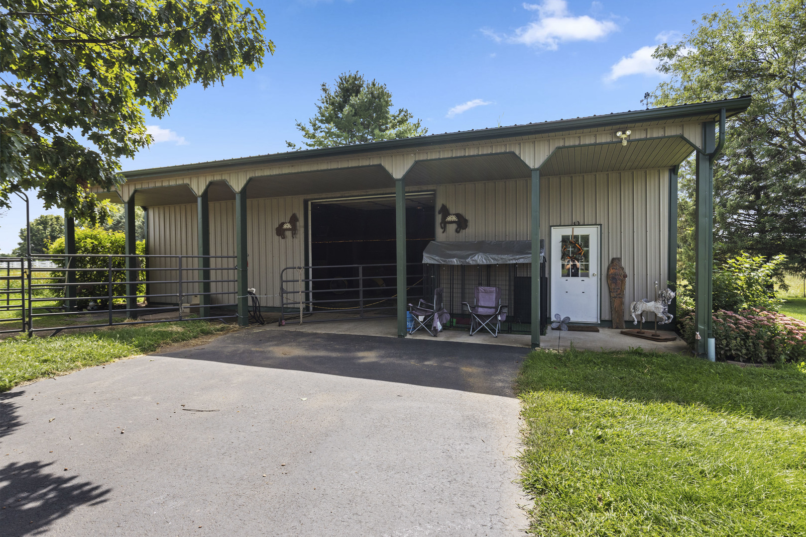 6649 E Oak Hill Road Property Photo 32