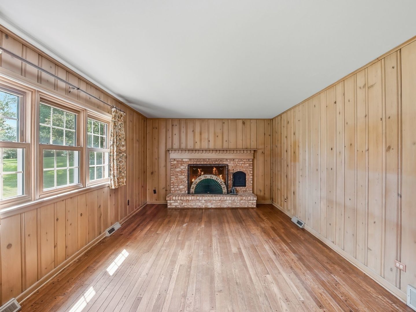 1170 Oak Ridge Circle Property Photo 10