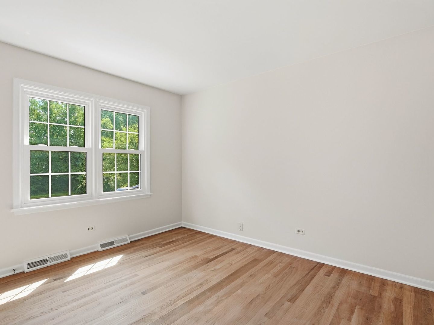 1170 Oak Ridge Circle Property Photo 17