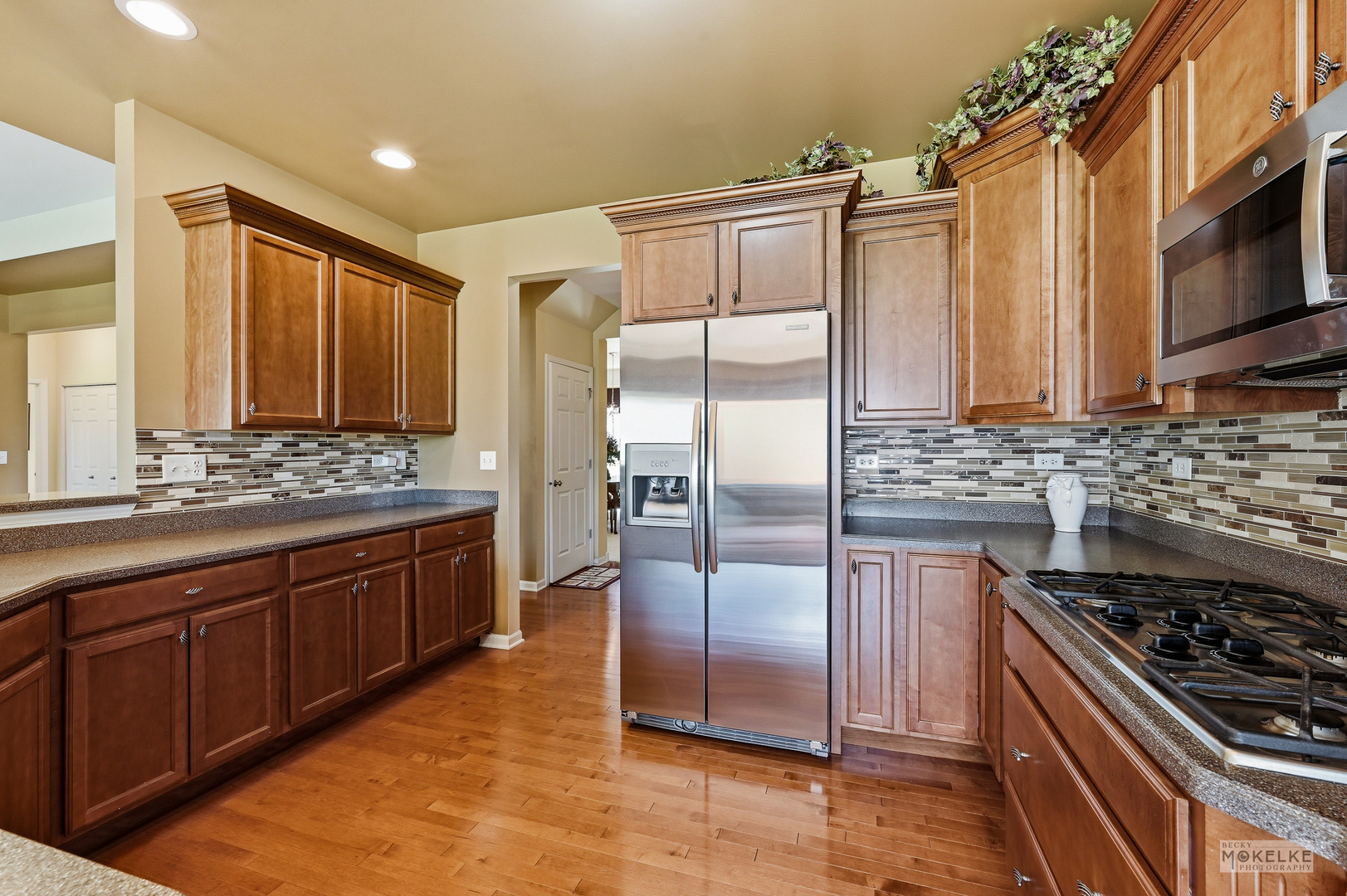 233 Willington Way Property Photo 8