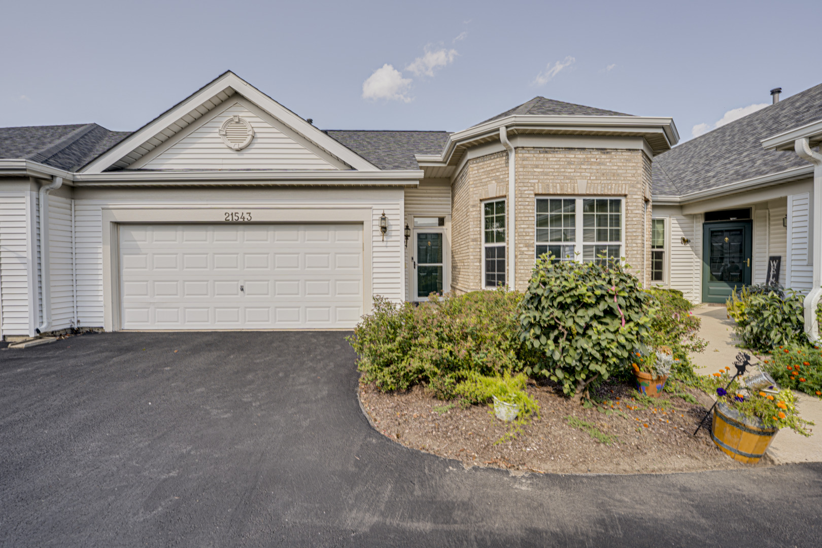 21543 Wolf Lake Way Property Photo 1