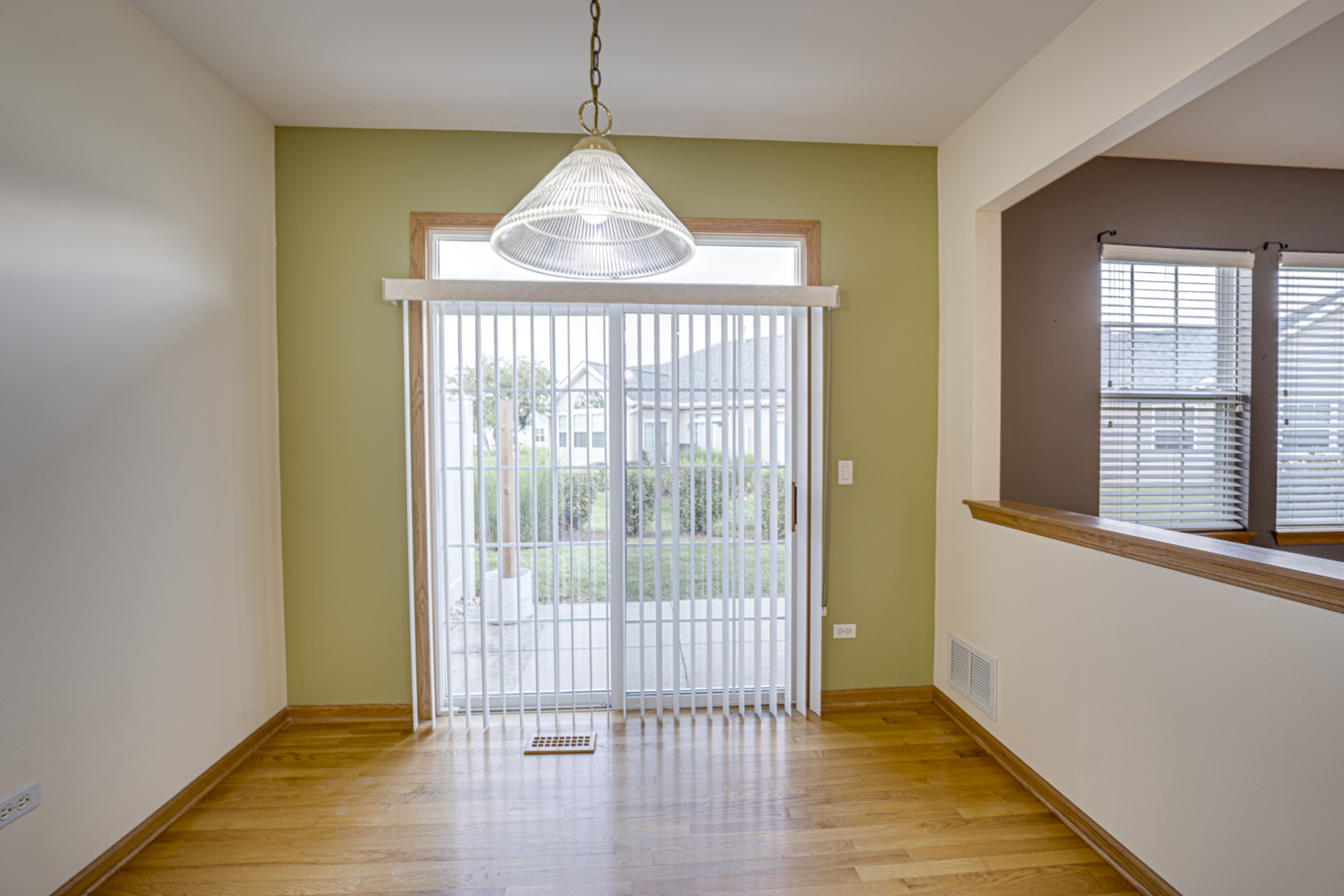 21543 Wolf Lake Way Property Photo 4