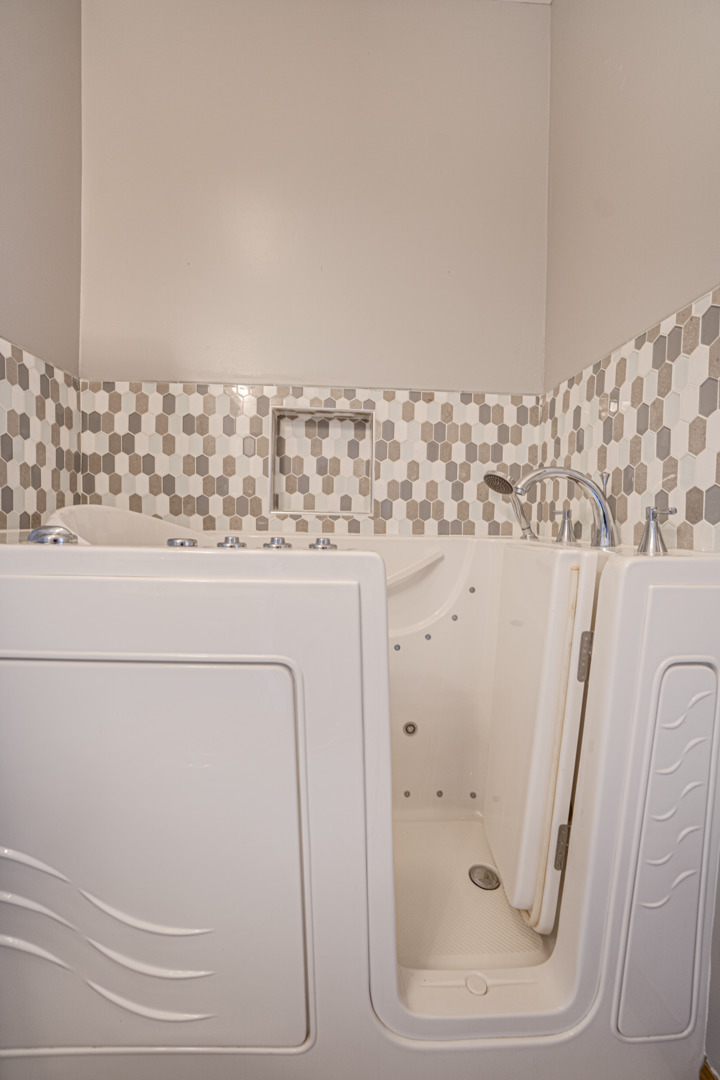 21543 Wolf Lake Way Property Photo 15