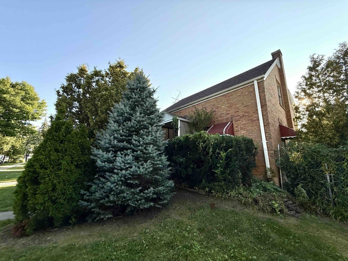 8830 Sayre Avenue Property Photo 2