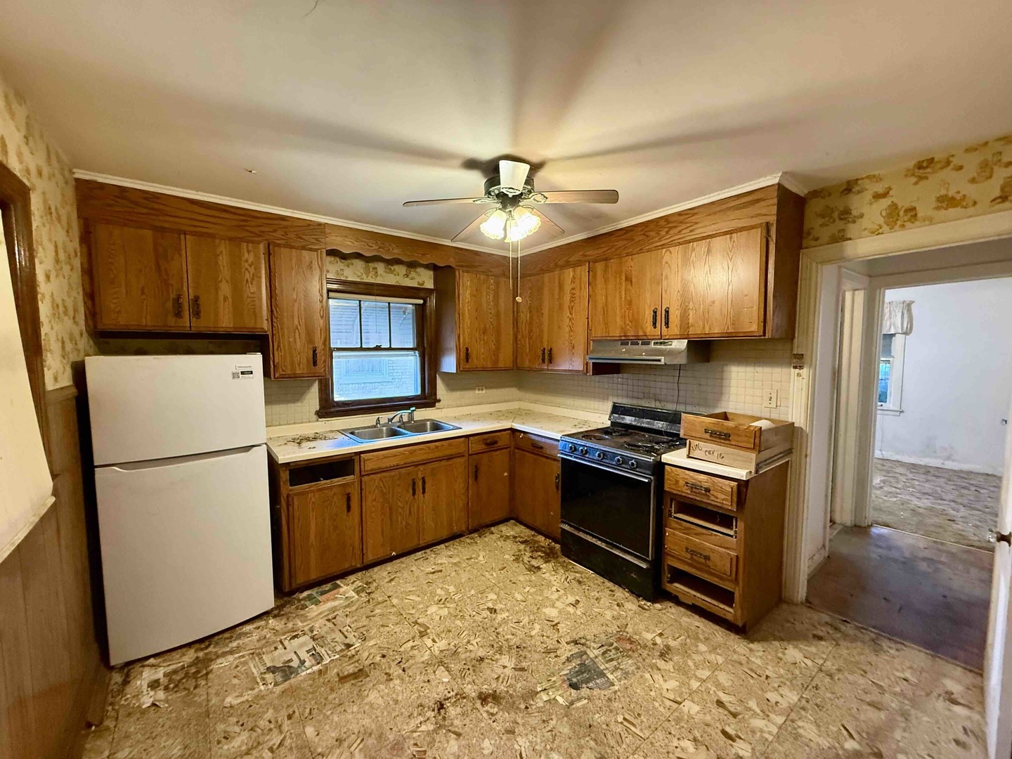8830 Sayre Avenue Property Photo 7