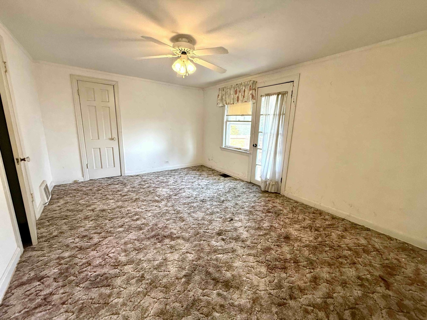 8830 Sayre Avenue Property Photo 18