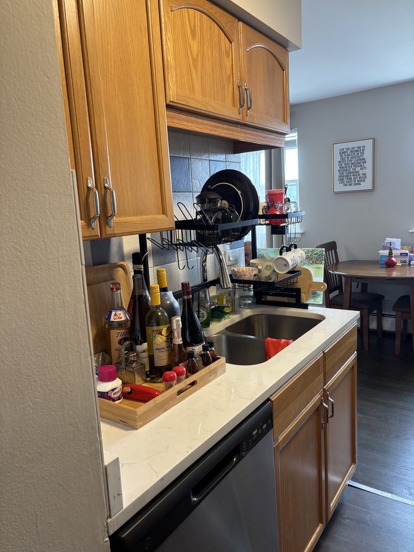 7840 W North Avenue 4i Property Photo 14