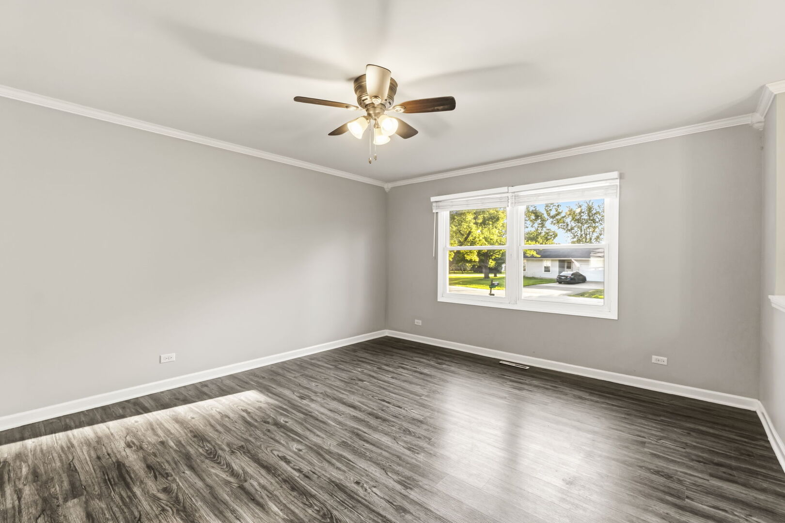 419 Deerpath Drive Property Photo 3