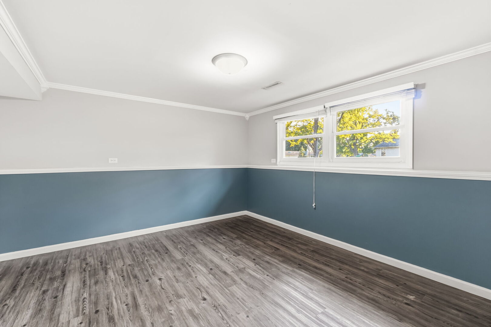 419 Deerpath Drive Property Photo 18