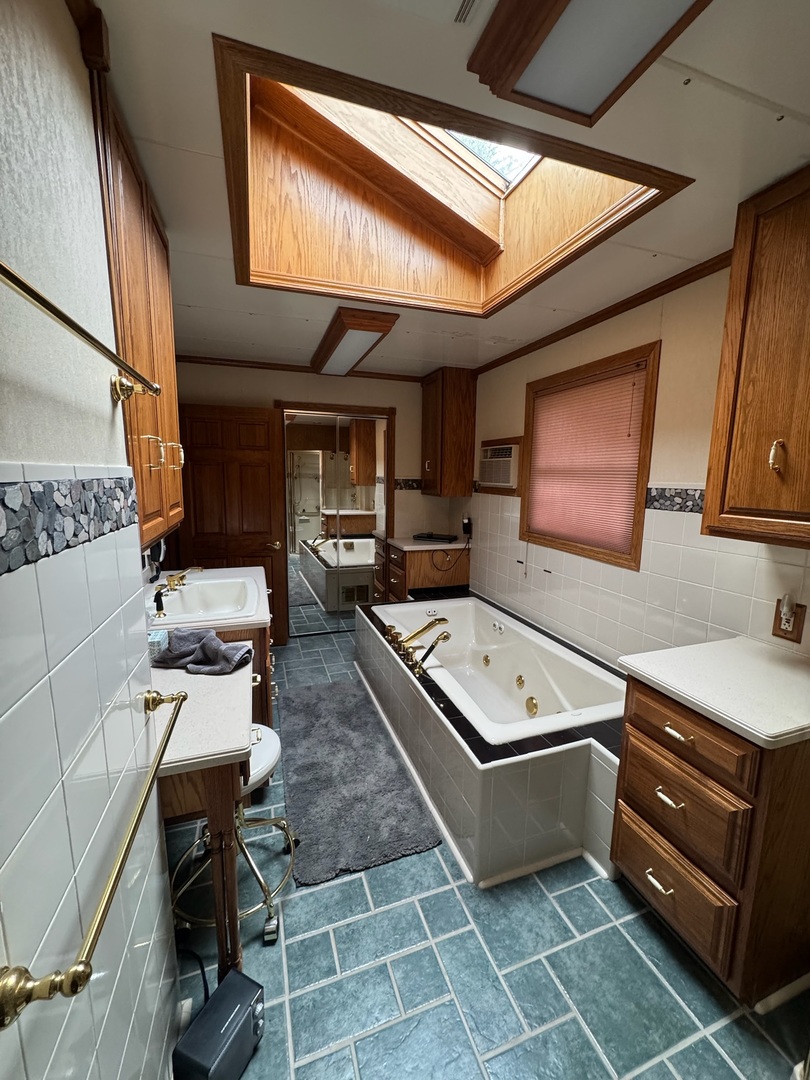 1802 Walnut Circle Property Photo 15